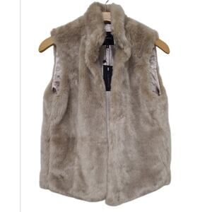 NWT Dynamite Faux Fur Open Front Vest Size L Beige Collar Edgy Mob Wife Rocker